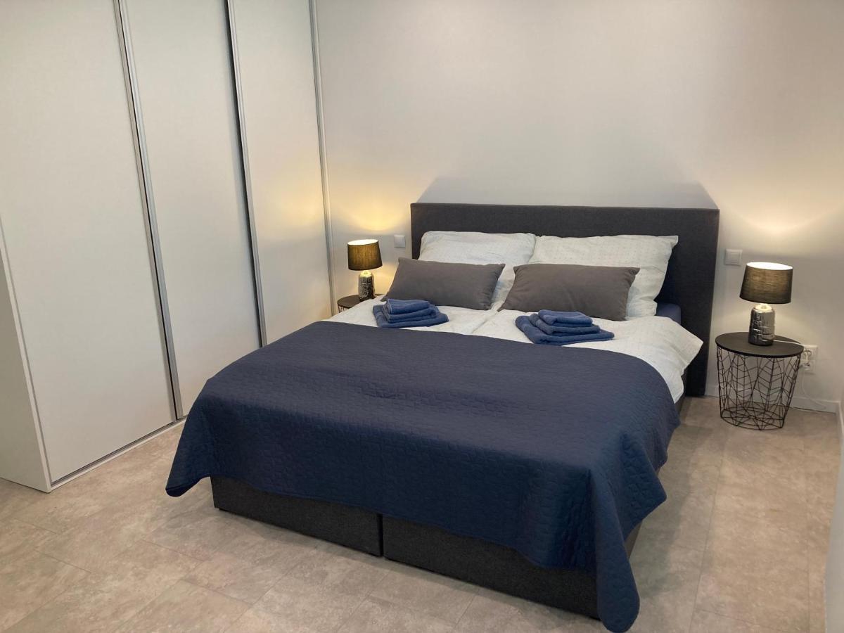 Apartman Duna Piest'any Exteriör bild